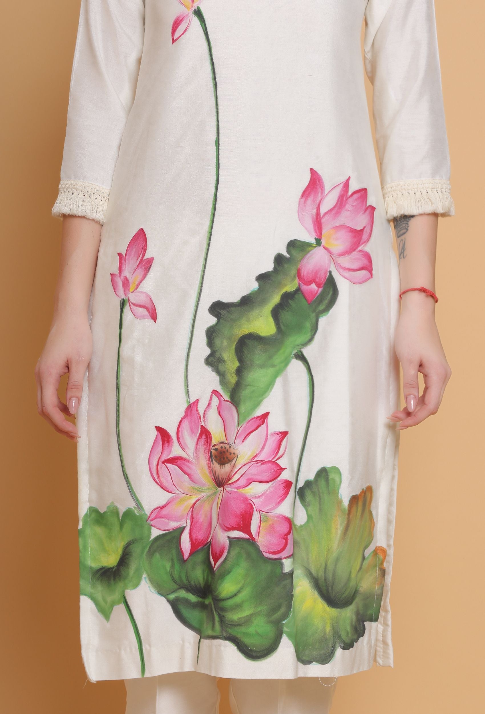 Trendy And New Embroidered Neckline Design Ideas For Women | Neckline  designs, Kurti embroidery design, Kurti neck designs